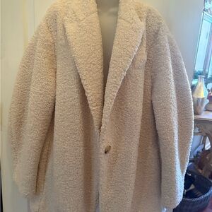 Vince Cream XL Apparel